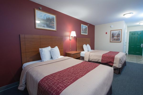 Hotel Red Roof Suites Dickinson
